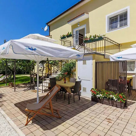 Appartement Nino-5 By Interhome *