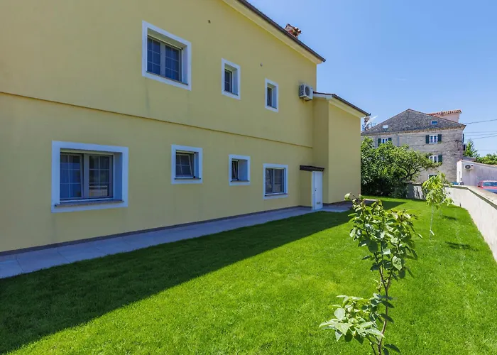 Appartamento Nino-5 By Interhome *